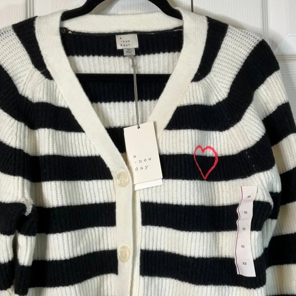 A New Day Button-Down Cardigan Black/Cream Striped Size XS - Picture 7 of 15